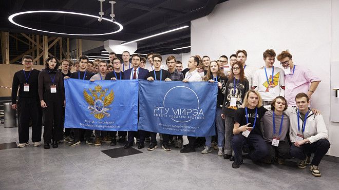 Студенты РТУ МИРЭА приняли участие в ICPC — самом престижном чемпионате по программированию