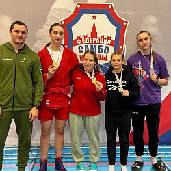 Борцы РТУ МИРЭА выиграли медали соревнований прошедших в «День народного единства»