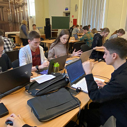 В Колледже программирования и кибербезопасности состоялась командная олимпиада по программированию среди третьекурсников