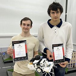 Команда студентов Института искусственного интеллекта стала призёром на Международных молодёжных робототехнических соревнованиях
