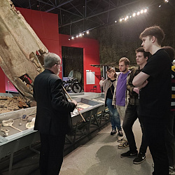 Студенты и преподаватели кафедры экономики побывали с экскурсией в Государственном музее обороны Москвы