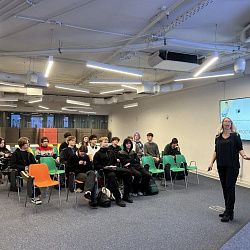 Студенты-экономисты РТУ МИРЭА освоили тонкости налогового режима для самозанятых