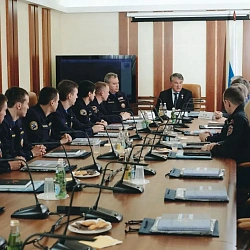 Ректор Университета С. А. Кудж встретился с заместителем Председателя Совета Федерации Российской Федерации, Президентом Российского союза спасателей, Ю.Л. Воробьёвым на чествовании добровольцев-спасателей молодёжного крыла РОССОЮЗСПАСа