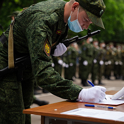 В военном учебном центре при РТУ МИРЭА открыли Мемориал «Студентам и преподавателям, ушедшим на фронт»