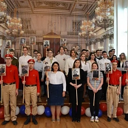 Состоялся урок-концерт «Этих дней не смолкнет слава»