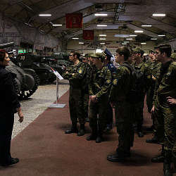 Студенты военного учебного центра посетили музейный комплекс