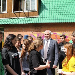 Станислав Алексеевич Кудж встретился со студенческим активом на базе «Алые паруса»