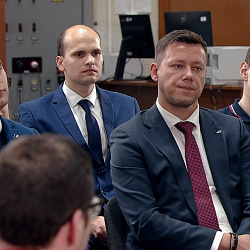Студент Института кибербезопасности и цифровых технологий РТУ МИРЭА в составе группы молодых специалистов принял участие во встрече с Президентом Российской Федерации