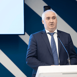 В Техноковоркинге прошло открытие VII Научно-технической конференции студентов и аспирантов РТУ МИРЭА, приуроченной к 75-летию университета