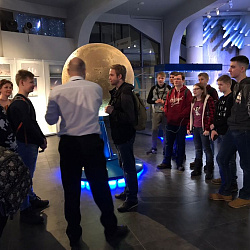 Студенты Колледжа приборостроения и информационных технологий посетили Московский планетарий