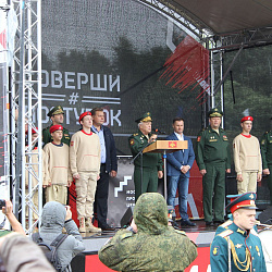 Студенты военной кафедры РТУ МИРЭА успешно выступили на соревновании «Курсантский бросок»