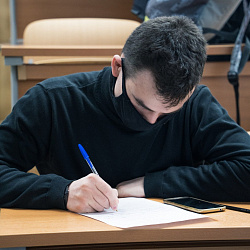 В РТУ МИРЭА начались встречи студентов с представителями военного учебного центра