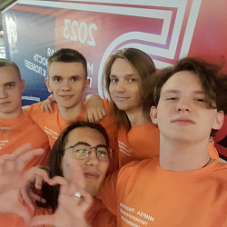 Сборная Колледжа программирования и кибербезопасности вошла в тройку сильнейших команд Лиги СПО Спартакиады «Моспром-2023»
