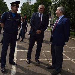 Студенты, проходящие учебные сборы в Тамбове, приняли военную присягу в присутствии ректора университета