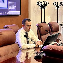 В Институте искусственного интеллекта завершилась вторая экспертная сессия платформы SmartMLOps совместно с Высшей школой экономики