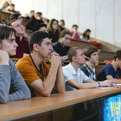 В университете состоялась открытая лекция израильского предпринимателя Игоря Пээра