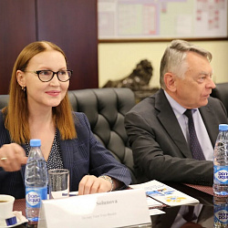 В РТУ МИРЭА состоялась встреча с представителями университета Чао Тун