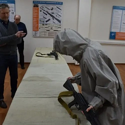 В колледже РТУ МИРЭА прошли соревнования по военному двоеборью