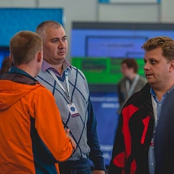 Ректор Университета посетил заключительную смену Всероссийского молодёжного форума «Территория смыслов на Клязьме».