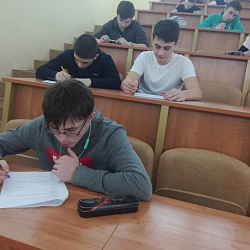 В Колледже приборостроения и информационных технологий прошёл конкурс «Мистер Колледж – 2019»