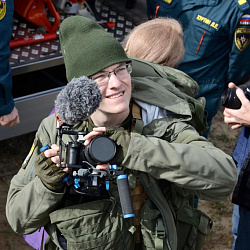 Представители фотостудии РТУ МИРЭА учатся на курсах для журналистов, работающих в экстремальных условиях