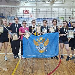 В РТУ МИРЭА состоялось традиционное первенство по волейболу среди женских команд «Кубок Стромынки»