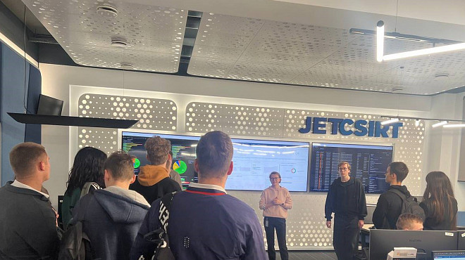 Студенты ИКБ РТУ МИРЭА посетили головной офис одной из ведущих российских ИТ-компаний — «Инфосистемы Джет»