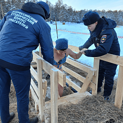 Добровольцы ВСКС обеспечивали безопасность верующих в период крещенских купаний