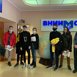 Студенты Института технологий управления посетили с экскурсией ФГУП «ВНИИМС»