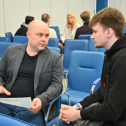 В РТУ МИРЭА состоялась встреча студентов с представителями АО «НПО «КИС»