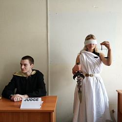 Состоялось мероприятие «Заседание суда» с участием студентов и преподавателей Института экономики и права