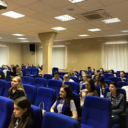 В университете состоялась студенческая научно-теоретическая конференция «Общественные отношения в области обеспечения экономической безопасности субъектов государства, общества и личности»