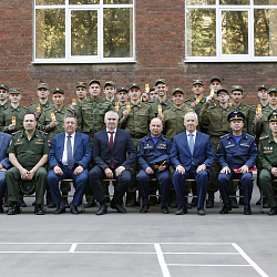 Прошло вручение погон выпускникам военной кафедры РТУ МИРЭА