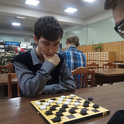 В Колледже прошёл турнир по шашкам