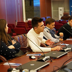 Студенты Института экономики и права посетили Центральную избирательную комиссию Российской Федерации