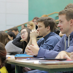 Представители ООО «ЛЛК-Интернешнл» рассказали о возможностях трудоустройства в компании