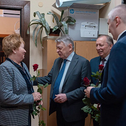 В РТУ МИРЭА прошли торжественные мероприятия, посвящённые Международному женскому дню