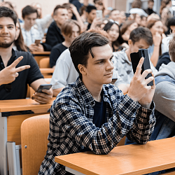 Расписание пар в РТУ МИРЭА теперь можно узнать с помощью голосового помощника Алиса