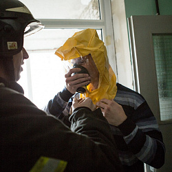 В университете прошла тренировка по эвакуации людей из здания общежития