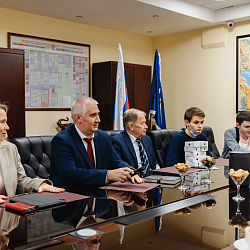 Студенты РТУ МИРЭА — участники Всероссийского конкурса «Твой Ход» встретились с представителями администрации вуза