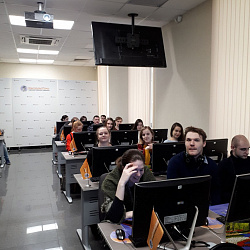 Студенты ИЭП посетили учебный центр компании «Консультант Плюс»