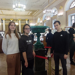 Первокурсники ИПТИП посетили минералогический музей им А.Е. Ферсмана