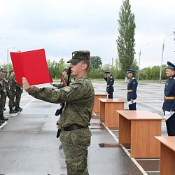 Студенты военного учебного центра РТУ МИРЭА приняли военную присягу