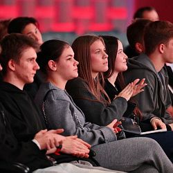 Студенты Института технологий управления посетили Международный межрелигиозный молодёжный форум в Национальном центре «Россия»