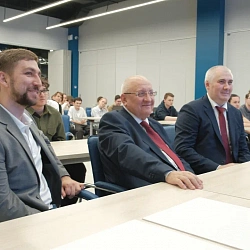Состоялся хакатон «Разработка алгоритмов генерации голосовых дипфейков»