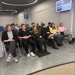 Передовая инженерная школа РТУ МИРЭА провела лекцию о доставке на Землю лунного грунта советской космической станцией «Луна-16»