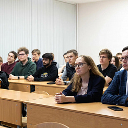 Представители холдинга «АВИА ЦЕНТР» встретились со студентами Института информационных технологий