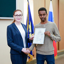 Выпускникам Подготовительного отделения для иностранных граждан вручены сертификаты