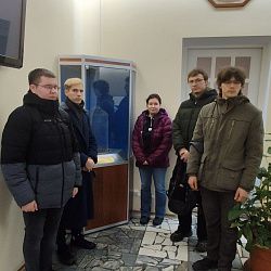 Студенты ИПТИП РТУ МИРЭА посетили Институт кристаллографии имени А. В. Шубникова  