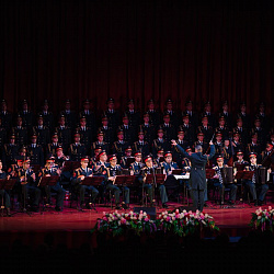 В РТУ МИРЭА состоялся концерт ансамбля имени А.В. Александрова, приуроченный к 76-летию Великой Победы